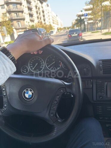 BMW 525 2001, 407,000 km - 2.5 l - Bakı