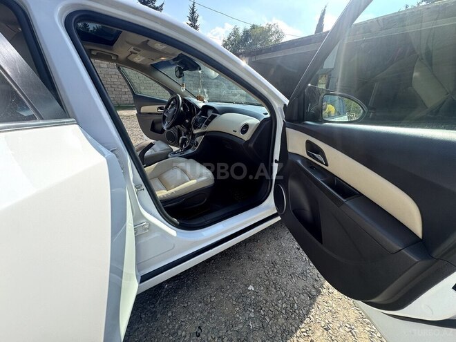 Chevrolet Cruze 2013, 249,000 km - 1.4 l - Astara