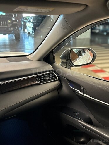 Toyota Camry 2020, 72,561 km - 2.5 л - Bakı