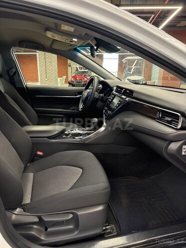 Toyota Camry 2020, 72,561 km - 2.5 л - Bakı