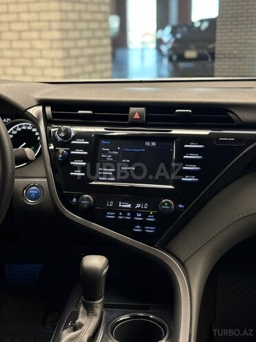 Toyota Camry 2020, 72,561 km - 2.5 л - Bakı