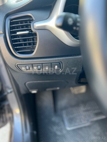 Kia Rio 2021, 64,000 km - 1.6 l - Bakı