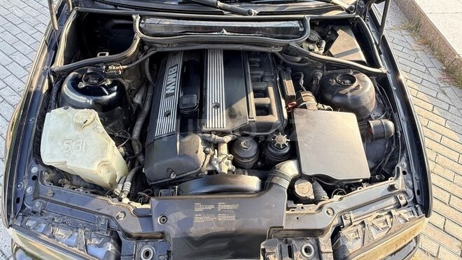BMW 325 2000, 295,000 km - 2.5 l - Şəki