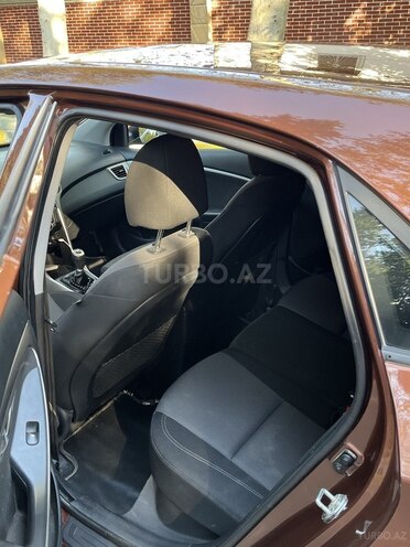 Hyundai i30 2013, 192,000 km - 1.4 л - Ağsu