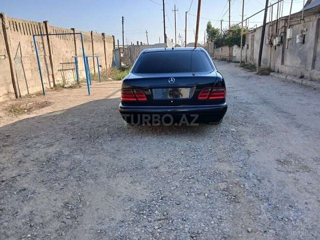 Mercedes E 240 1999, 397,000 km - 2.4 л - Bakı