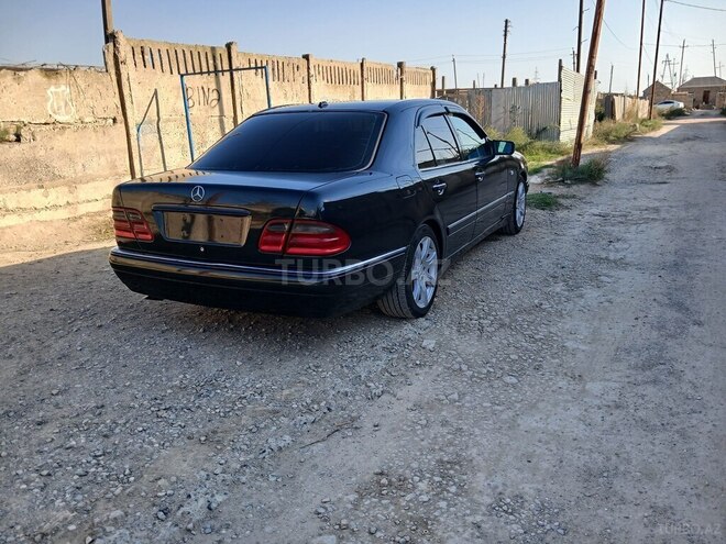 Mercedes E 240 1999, 397,000 km - 2.4 л - Bakı