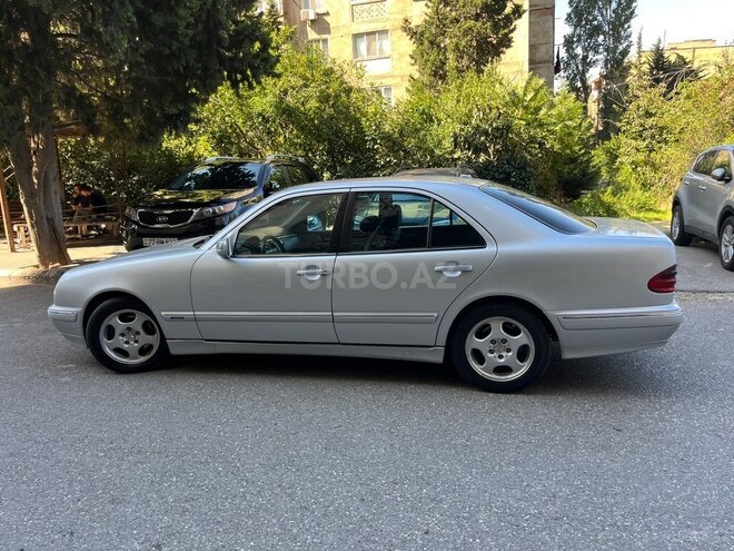 Mercedes E 270 2001, 427,980 km - 2.7 l - Bakı