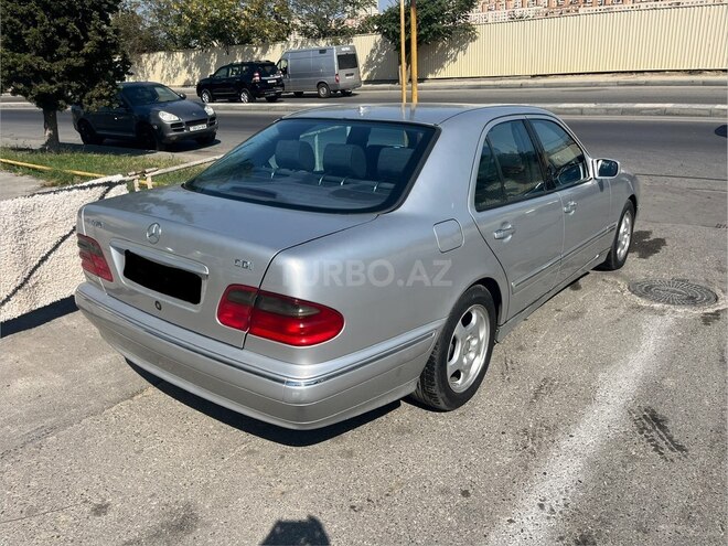 Mercedes E 270 2001, 427,980 km - 2.7 l - Bakı