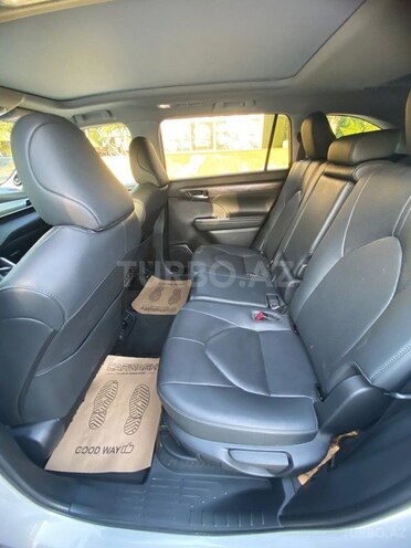 Toyota Highlander 2023, 51,000 km - 2.5 l - Bakı