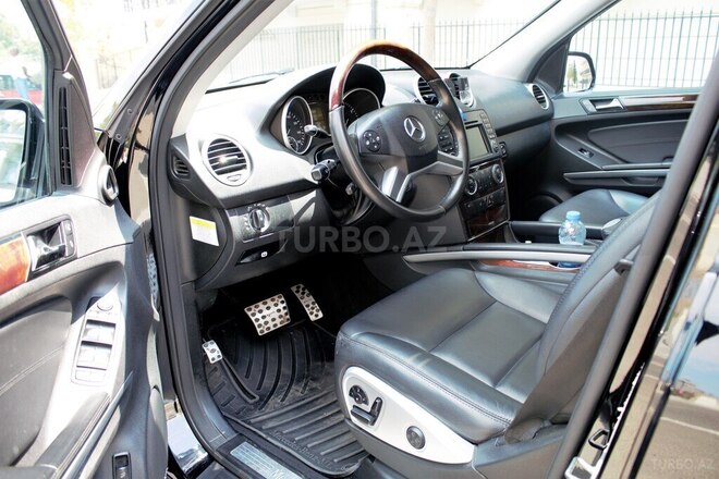 Mercedes ML 350 4MATIC 2010, 245,000 km - 3.5 l - Bakı
