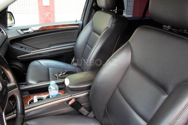 Mercedes ML 350 4MATIC 2010, 245,000 km - 3.5 l - Bakı