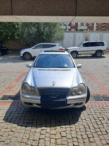 Mercedes C 220 2003, 434,000 km - 2.1 l - Bakı