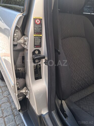 Mercedes C 220 2003, 434,000 km - 2.1 l - Bakı