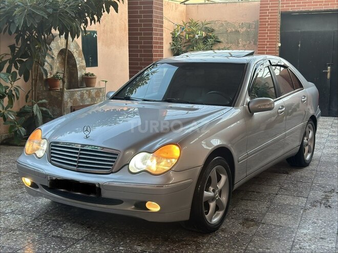 Mercedes C 240 2002, 200,000 km - 2.6 l - Bakı