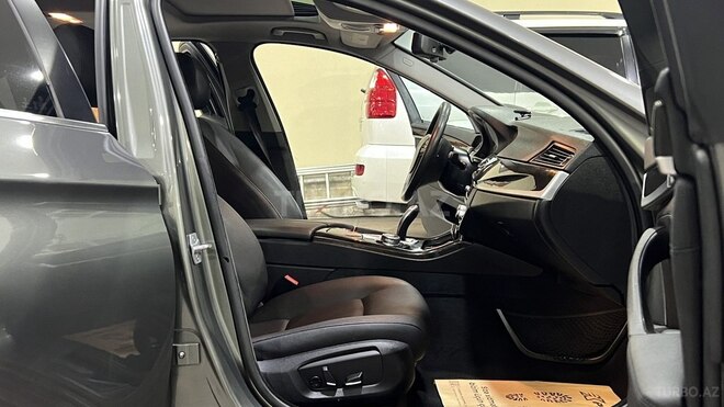 BMW 520 2014, 245,000 km - 2.0 l - Sumqayıt