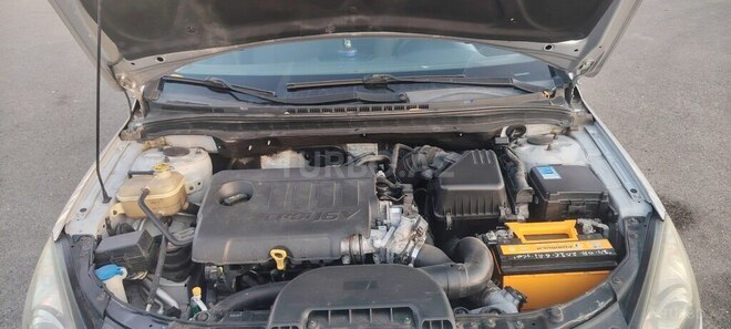 Hyundai i30 2011, 214,018 km - 1.6 л - Şirvan