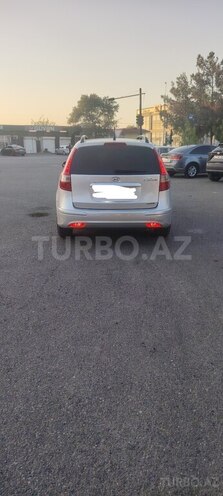 Hyundai i30 2011, 214,018 km - 1.6 л - Şirvan
