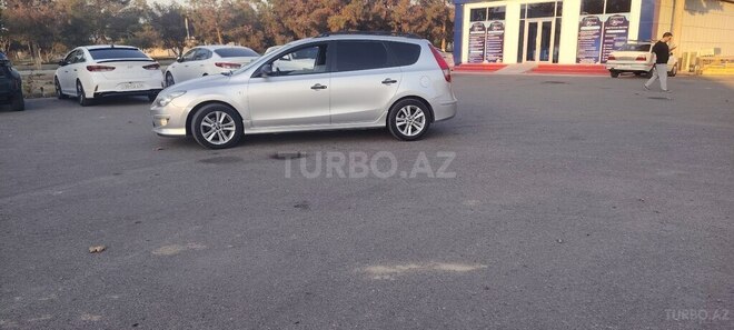 Hyundai i30 2011, 214,018 km - 1.6 л - Şirvan