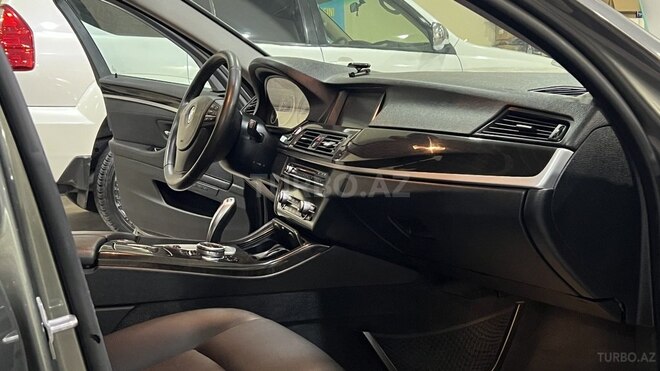 BMW 520 2014, 245,000 km - 2.0 l - Sumqayıt