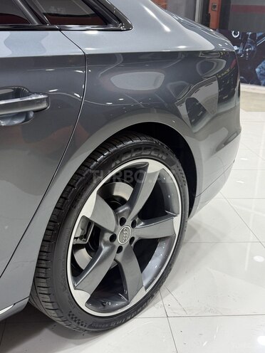 Audi A8 2012, 118,000 km - 4.0 l - Sumqayıt