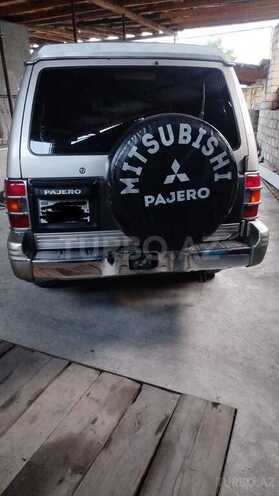Mitsubishi Pajero 1993, 295,632 km - 2.5 l - Şəki