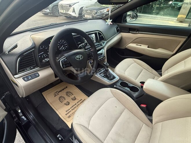 Hyundai Elantra 2017, 289,682 km - 2.0 l - Bakı