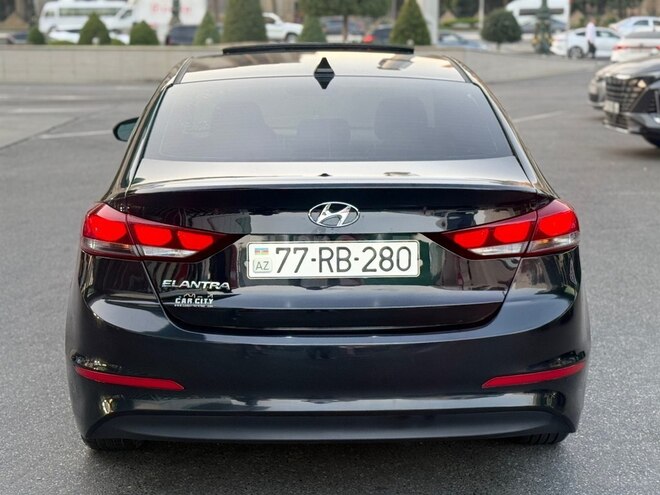 Hyundai Elantra 2017, 289,682 km - 2.0 l - Bakı