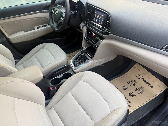 Hyundai Elantra 2017, 289,682 km - 2.0 l - Bakı