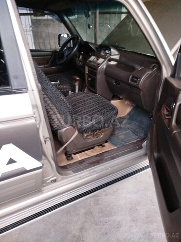 Mitsubishi Pajero 1993, 295,632 km - 2.5 l - Şəki