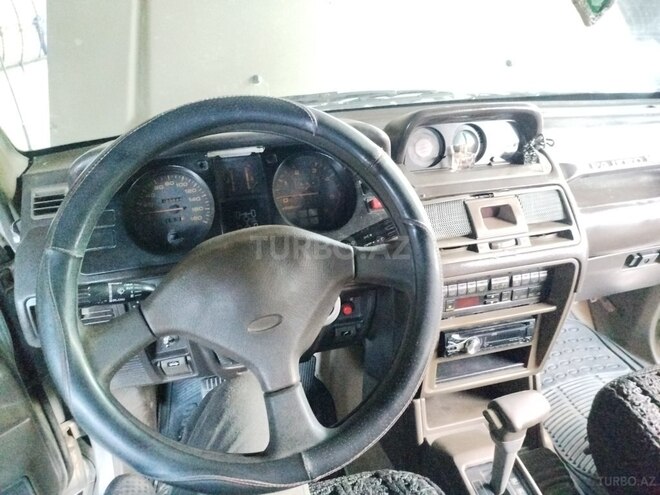 Mitsubishi Pajero 1993, 295,632 km - 2.5 l - Şəki