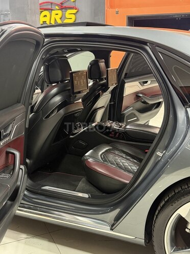 Audi A8 2012, 118,000 km - 4.0 l - Sumqayıt