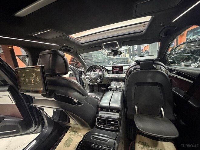 Audi A8 2012, 118,000 km - 4.0 l - Sumqayıt
