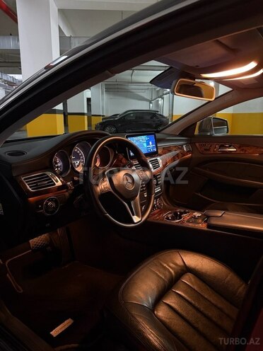 Mercedes CLS 350 2011, 210,000 km - 3.5 l - Bakı