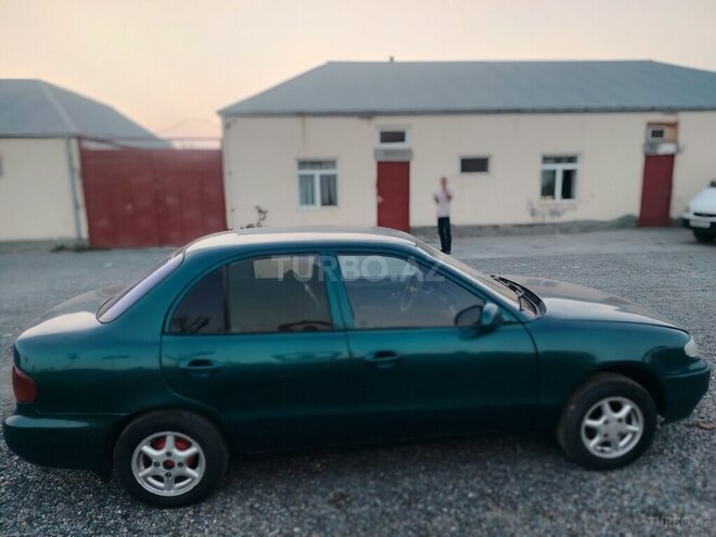 Hyundai Accent 1995, 455,800 km - 1.5 l - Ucar
