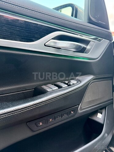 BMW 740 2018, 110,000 km - 2.0 l - Sumqayıt