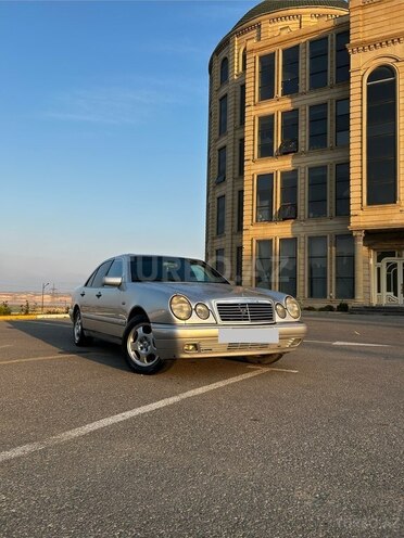 Mercedes E 200 1995, 460,000 km - 2.0 l - Bakı