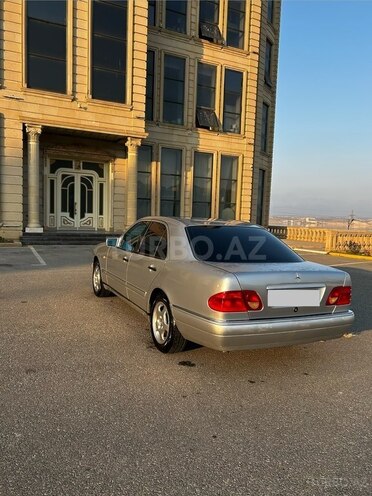 Mercedes E 200 1995, 460,000 km - 2.0 l - Bakı