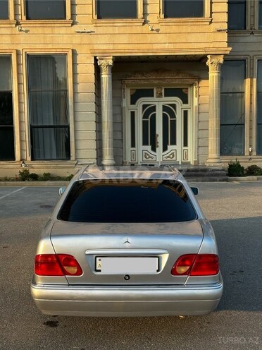 Mercedes E 200 1995, 460,000 km - 2.0 l - Bakı