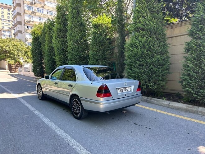 Mercedes C 180 1995, 380,000 km - 1.8 l - Bakı