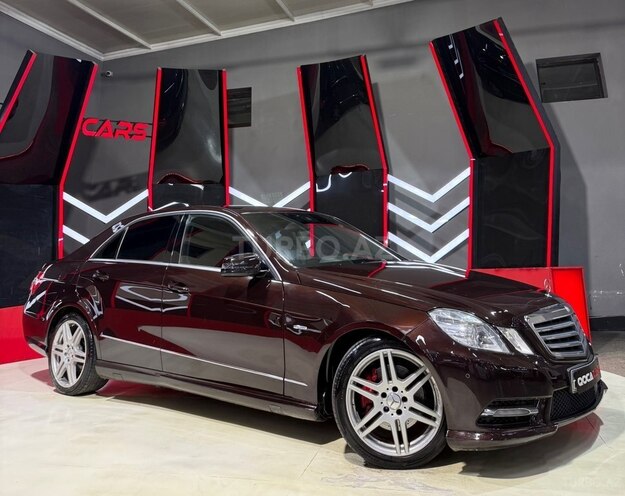 Mercedes E 250 2011, 285,005 km - 1.8 l - Sumqayıt