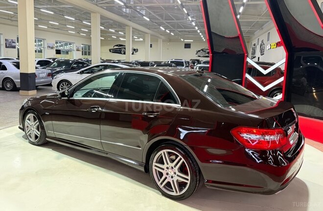 Mercedes E 250 2011, 285,005 km - 1.8 l - Sumqayıt