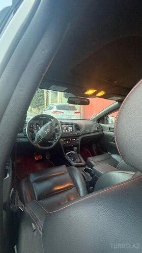 Hyundai Elantra 2017, 168,981 km - 1.6 л - Bakı