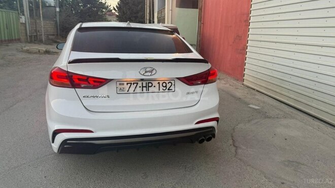 Hyundai Elantra 2017, 168,981 km - 1.6 л - Bakı