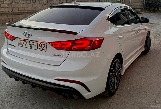 Hyundai Elantra 2017, 168,981 km - 1.6 л - Bakı