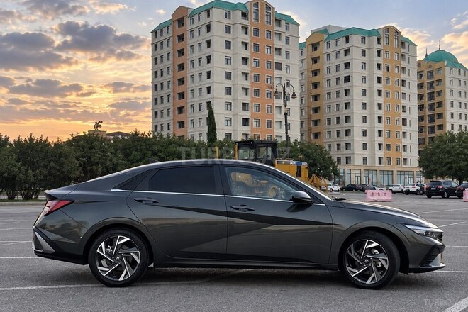 Hyundai Elantra 2025, 11,250 km - 1.5 л - Sumqayıt