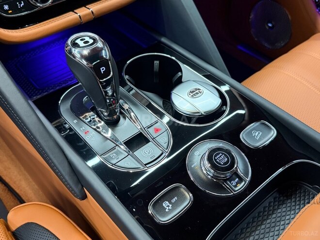 Bentley Bentayga 2025, 0 km - 4.0 l - Bakı