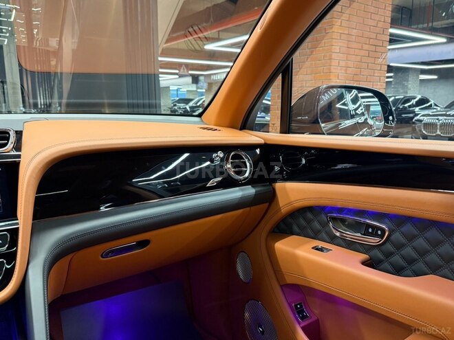Bentley Bentayga 2025, 0 km - 4.0 l - Bakı