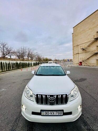 Toyota Land Cruiser Prado 2012, 240,000 km - 2.7 л - Bakı