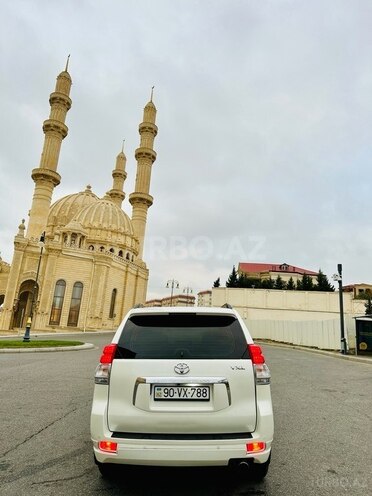 Toyota Land Cruiser Prado 2012, 240,000 km - 2.7 л - Bakı