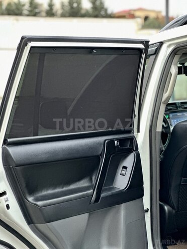 Toyota Land Cruiser Prado 2012, 240,000 km - 2.7 л - Bakı
